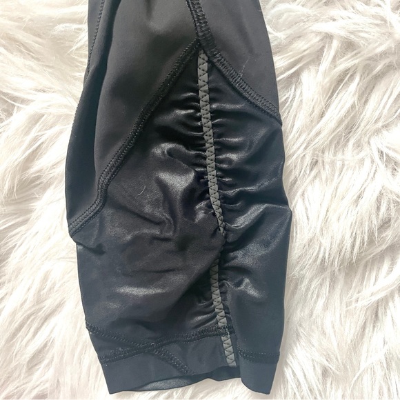 Lululemon Running Pants | Size 6 - Picture 6 of 7